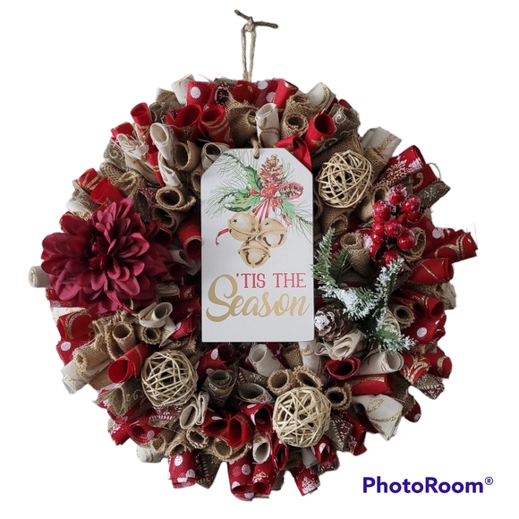 'Tis the Season Holiday Christmas Wreath. - Picture 1 of 4